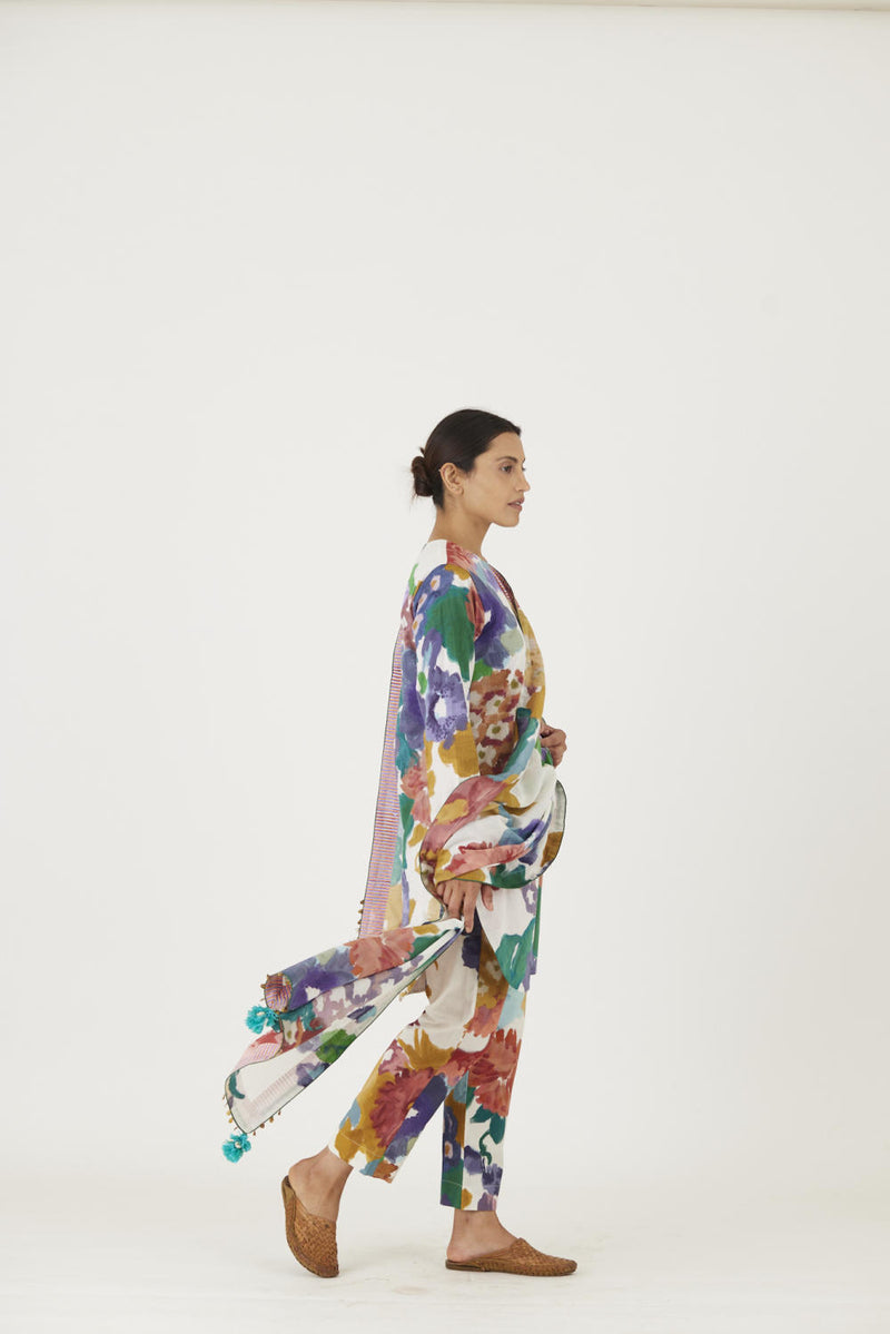 FARAH WHITE DUPATTA mul Dupattas by Yam in multi color for women in Singapore