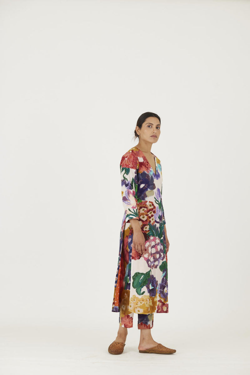 FARAH WHITE EMBROIDERED KURTA SET Kurta Sets by Yam for women in Singapore