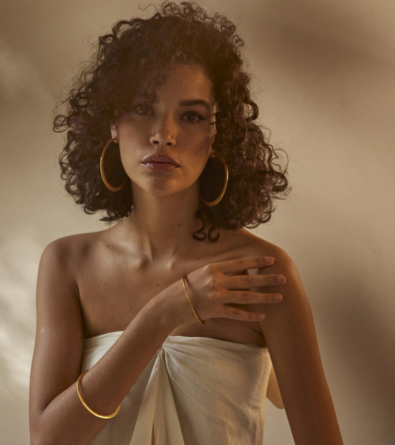 Kaner bangle by Khara Kapas Jewellery for women in Singapore