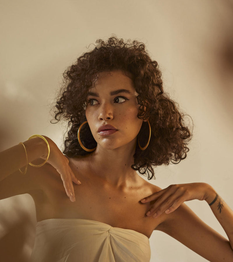 Kaner bangle by Khara Kapas Jewellery for women in Singapore