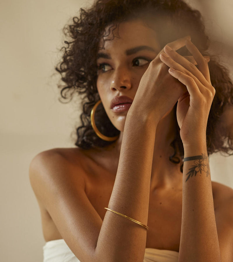 Kaner bangle by Khara Kapas Jewellery for women in Singapore