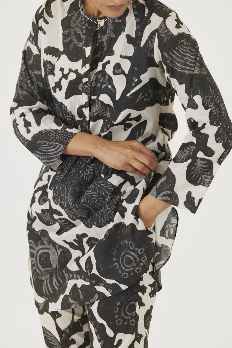 MELINA SHORT KURTA SET Kurta Sets by Yam in black color for women in Singapore