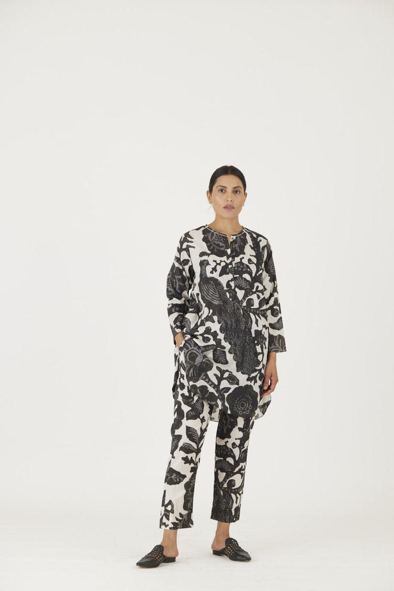 MELINA SHORT KURTA SET Kurta Sets by Yam in black color for women in Singapore