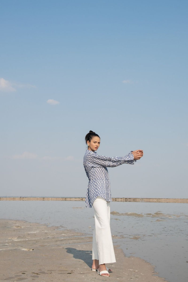 Blue Lotus Blouson Top Fashion Marche