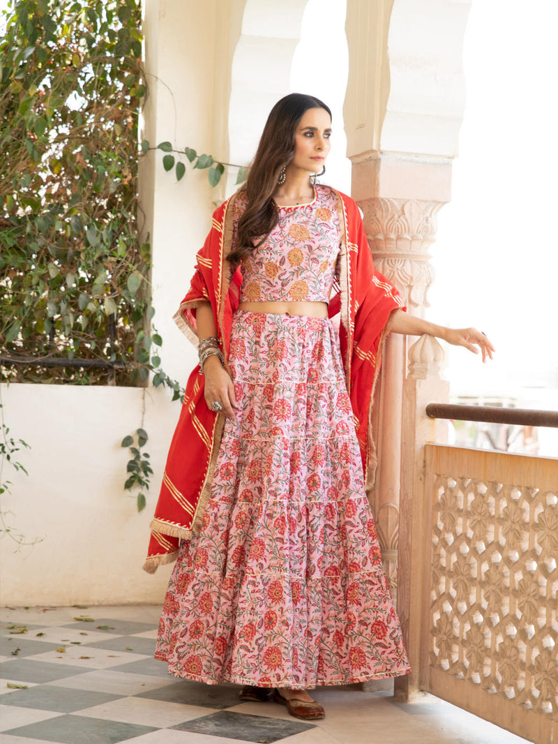 Chaand Inaya Gudhal Skirt Set Chaand Inaya Gudhal Skirt Set by Maison Shefali by Maison Shefali for women in Singapore