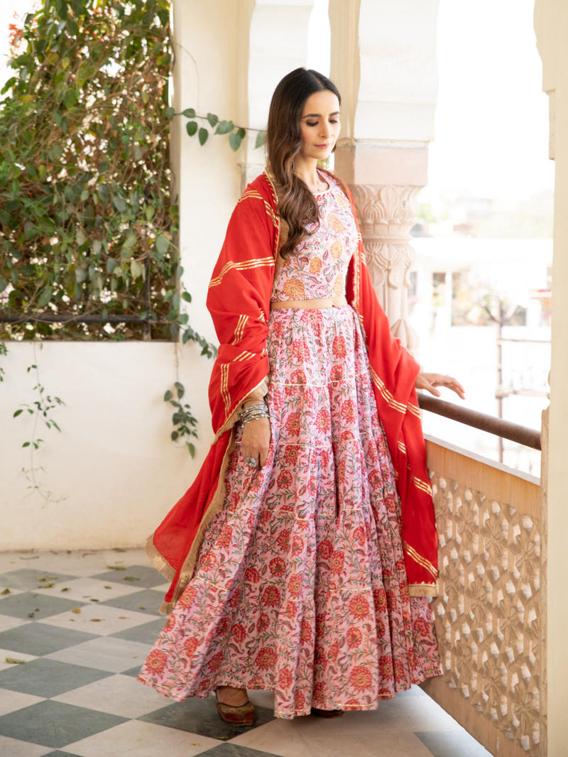Chaand Inaya Gudhal Skirt Set Chaand Inaya Gudhal Skirt Set by Maison Shefali by Maison Shefali for women in Singapore