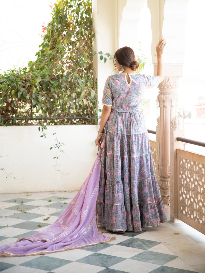 Chaand Inaya Skirt Set Chaand Inaya Skirt Set by Maison Shefali by Maison Shefali for women in Singapore