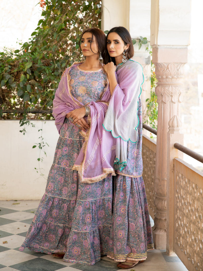 Chaand Inaya Skirt Set Chaand Inaya Skirt Set by Maison Shefali by Maison Shefali for women in Singapore