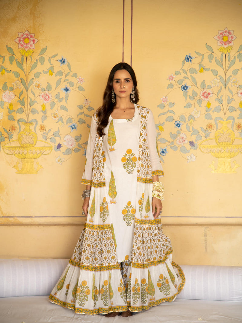 Chaand mughal baagh jacket set Chaand mughal baagh jacket set by Maison Shefali by Maison Shefali for women in Singapore