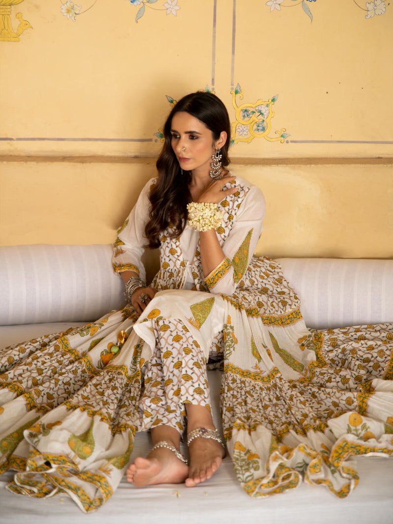 Chaand mughal baagh jacket set Chaand mughal baagh jacket set by Maison Shefali by Maison Shefali for women in Singapore