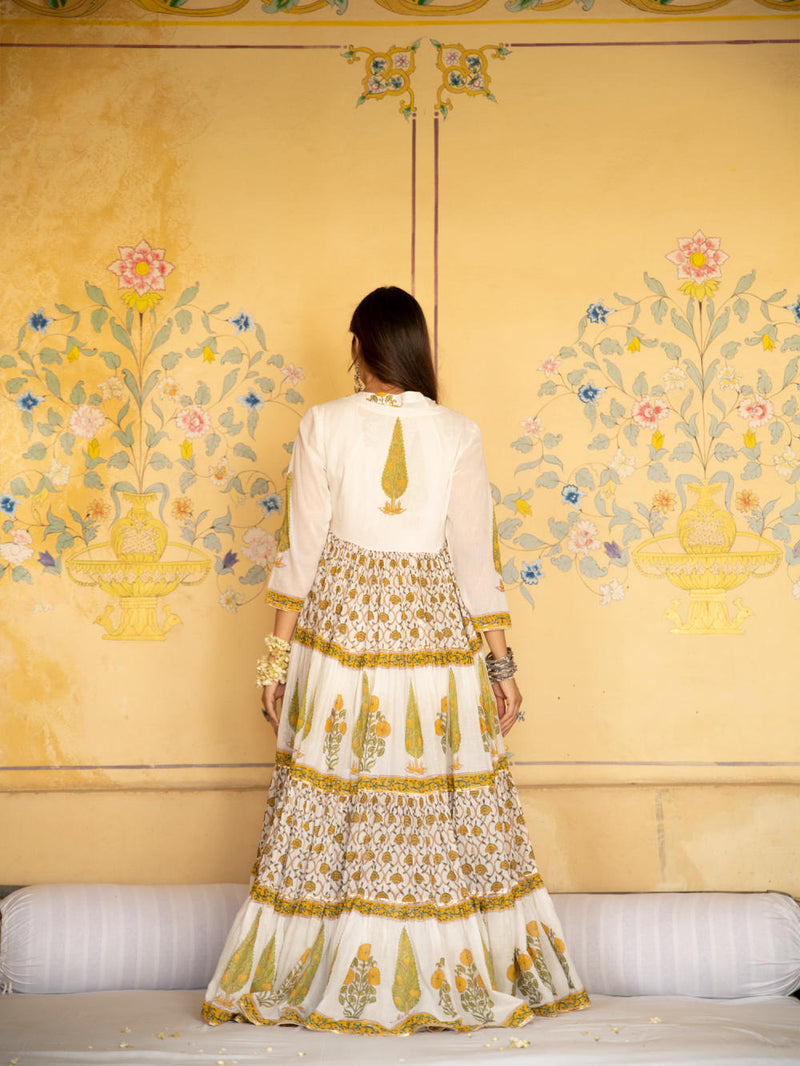 Chaand mughal baagh jacket set Chaand mughal baagh jacket set by Maison Shefali by Maison Shefali for women in Singapore
