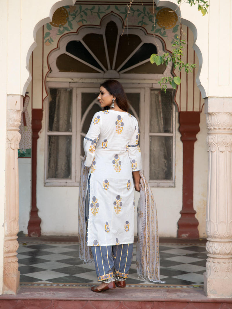 Chaand Sahar Ambar Salwar Set Chaand Sahar Ambar Salwar Set by Maison Shefali by Maison Shefali for women in Singapore