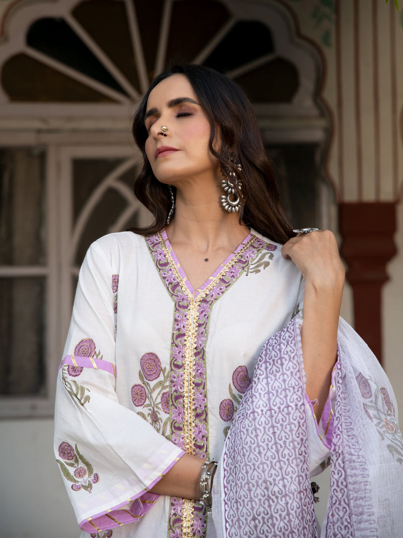 Chaand Sehar salwar Set Chaand Sehar salwar Set by Maison Shefali by Maison Shefali for women in Singapore
