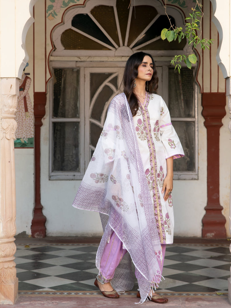 Chaand Sehar salwar Set Chaand Sehar salwar Set by Maison Shefali by Maison Shefali for women in Singapore