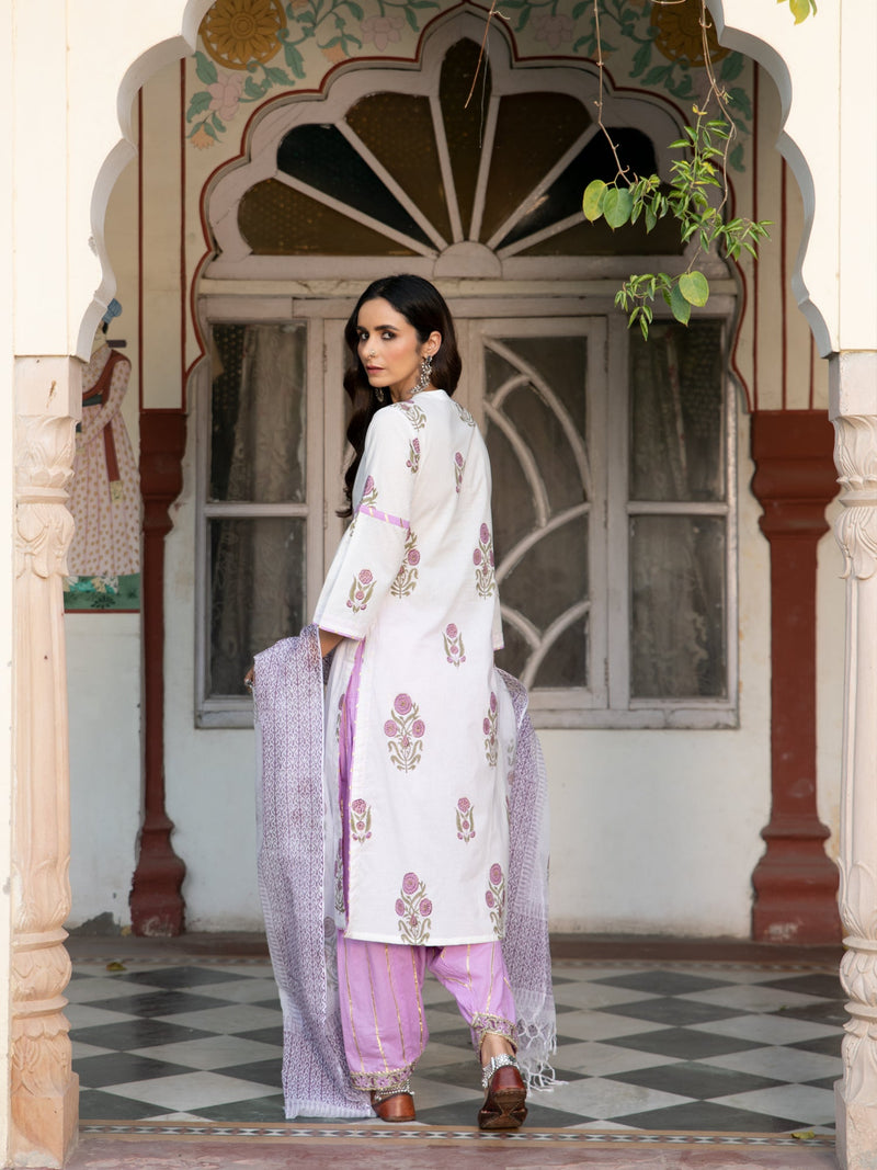 Chaand Sehar salwar Set Chaand Sehar salwar Set by Maison Shefali by Maison Shefali for women in Singapore