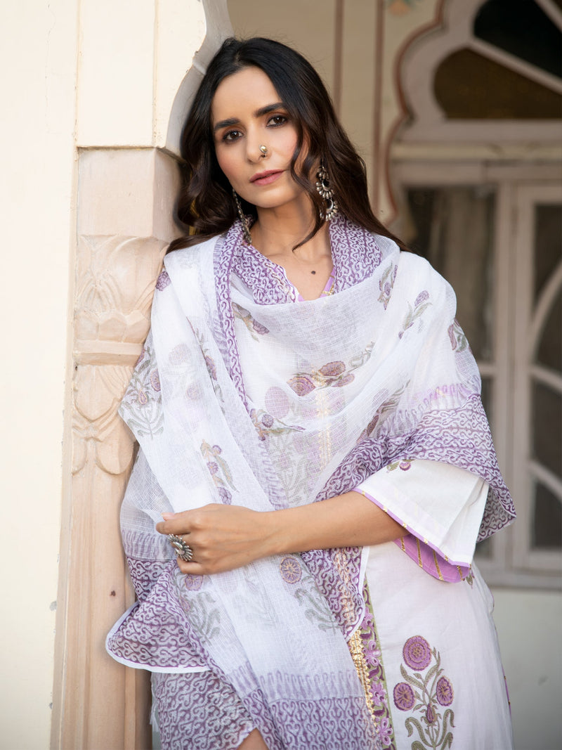 Chaand Sehar salwar Set Chaand Sehar salwar Set by Maison Shefali by Maison Shefali for women in Singapore