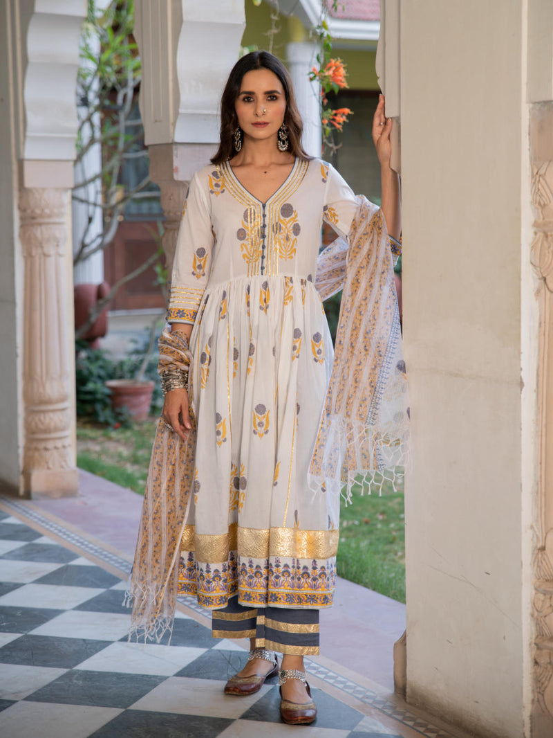 Chaand tahira Chaand tahira by Maison Shefali by Maison Shefali for women in Singapore