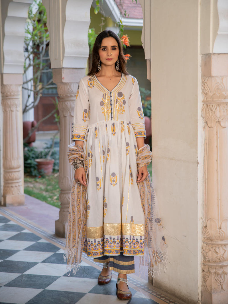 Chaand tahira Chaand tahira by Maison Shefali by Maison Shefali for women in Singapore
