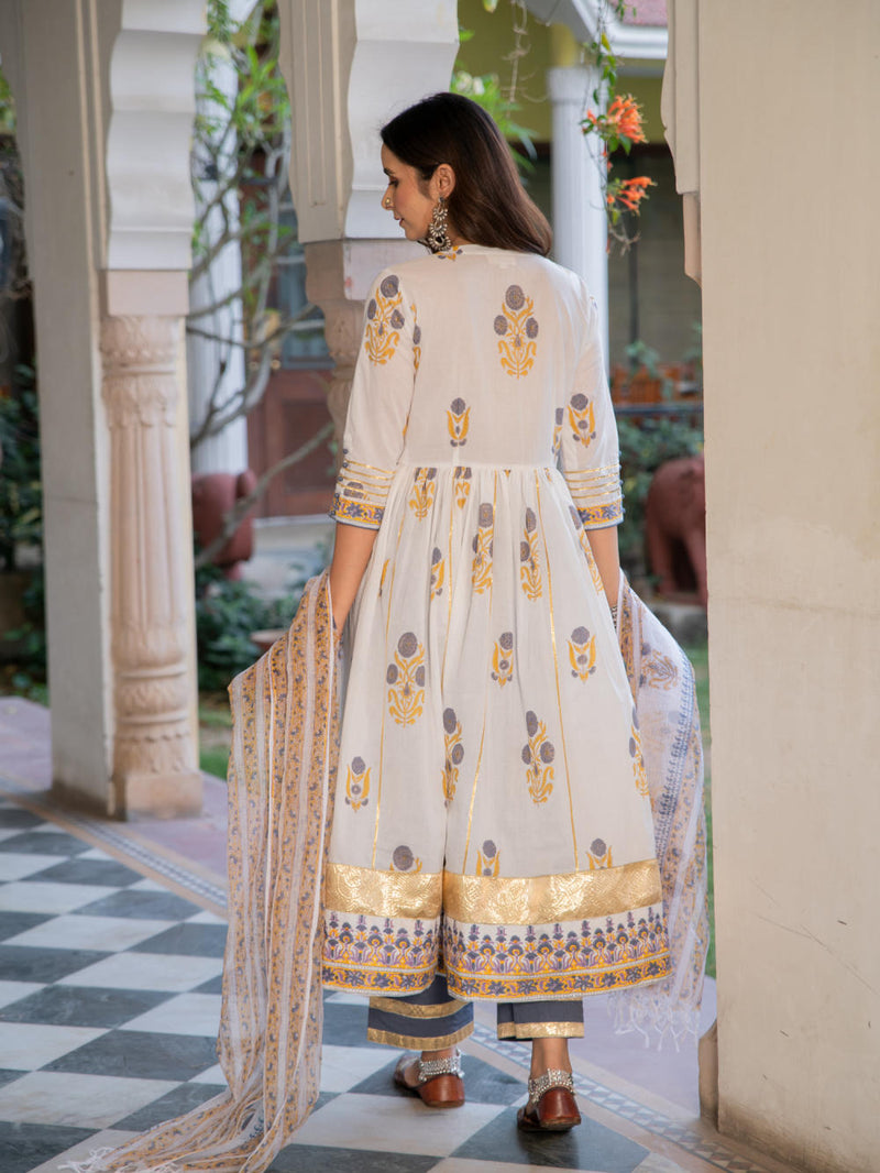 Chaand tahira Chaand tahira by Maison Shefali by Maison Shefali for women in Singapore
