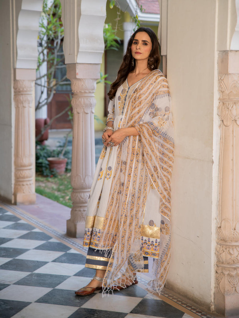 Chaand tahira Chaand tahira by Maison Shefali by Maison Shefali for women in Singapore