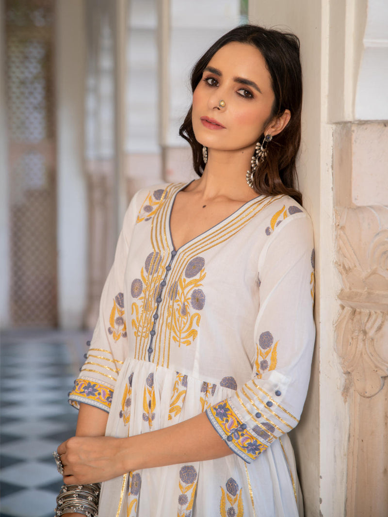 Chaand tahira Chaand tahira by Maison Shefali by Maison Shefali for women in Singapore