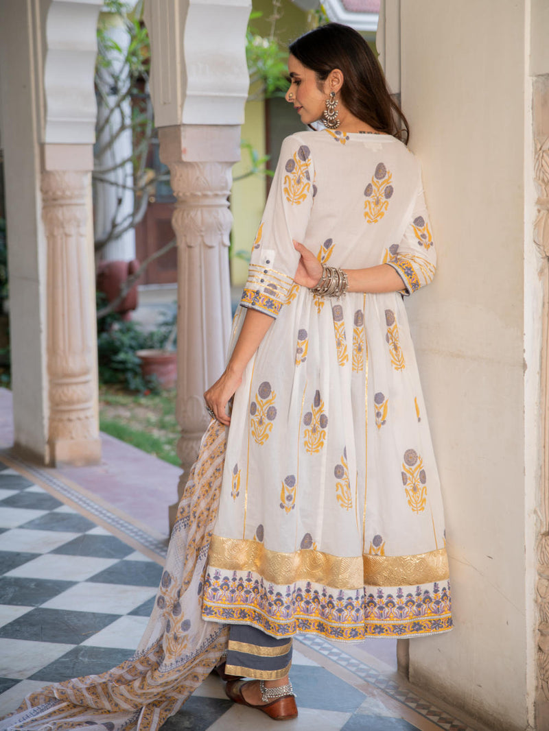 Chaand tahira Chaand tahira by Maison Shefali by Maison Shefali for women in Singapore