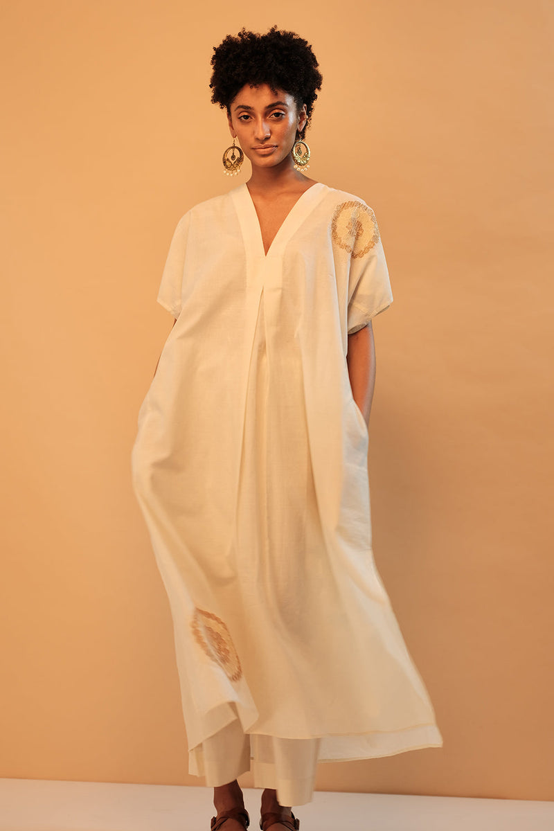 Chakri Applique Embroidered Kaftan Off-White Chakri Applique Embroidered Kaftan Off-White by Mallika Mathur by Mallika Mathur in white color for women in Singapore