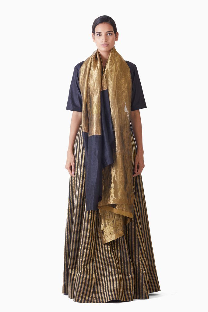 Handwoven Gold Black Metallic Dupatta Dupattas by Akaaro for women in Singapore