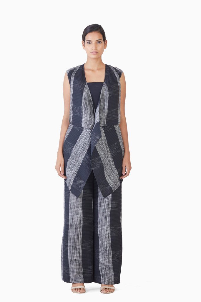 Handwoven Ikat Pintucked Cape Fashion Akaaro