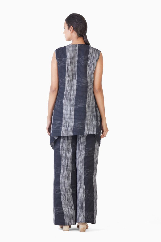 Handwoven Ikat Pintucked Cape Fashion Akaaro