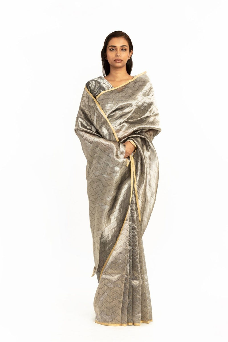 Handwoven Liquid Molten Silver Rectangle Textured Saree Fashion Akaaro