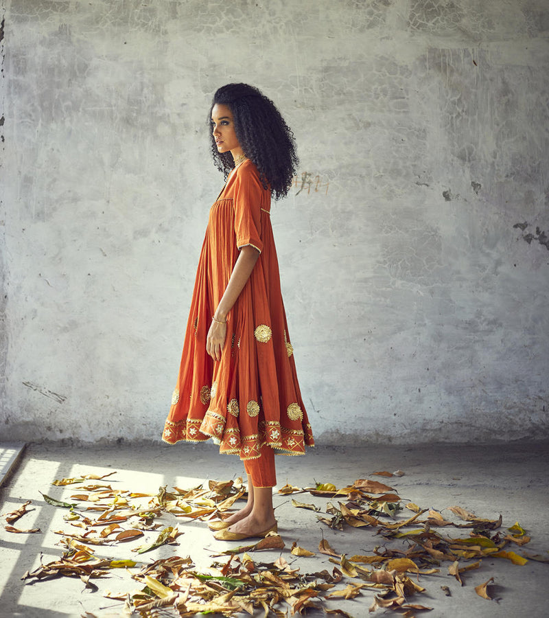 Narangi Poshak (Set of 2) Kurta Sets by Khara Kapas for women in Singapore