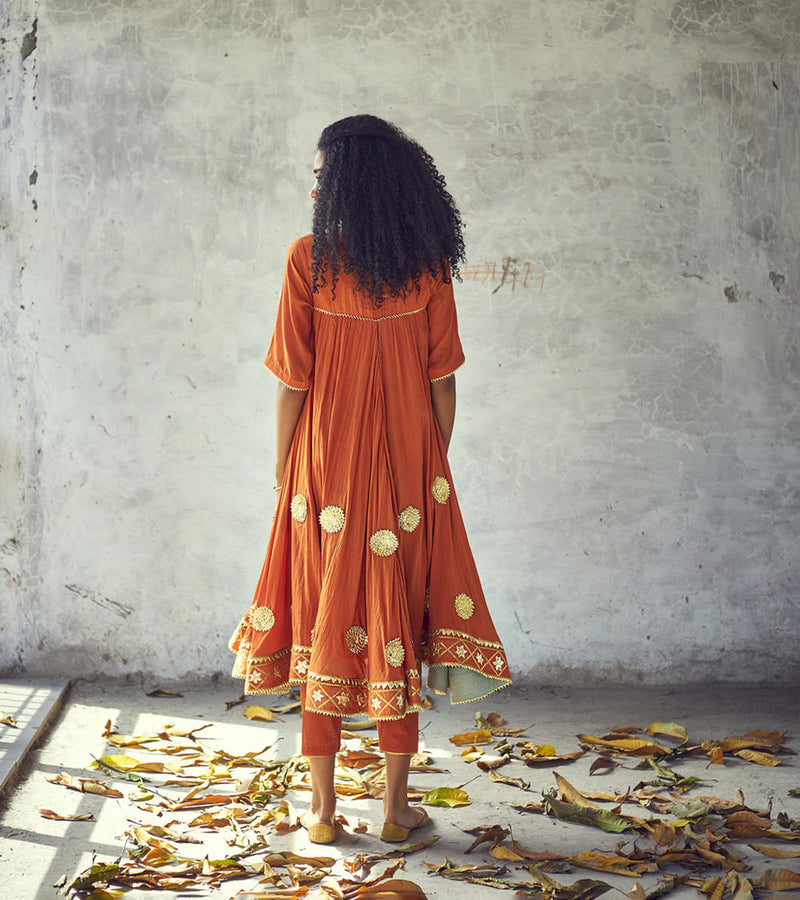 Narangi Poshak (Set of 2) Kurta Sets by Khara Kapas for women in Singapore