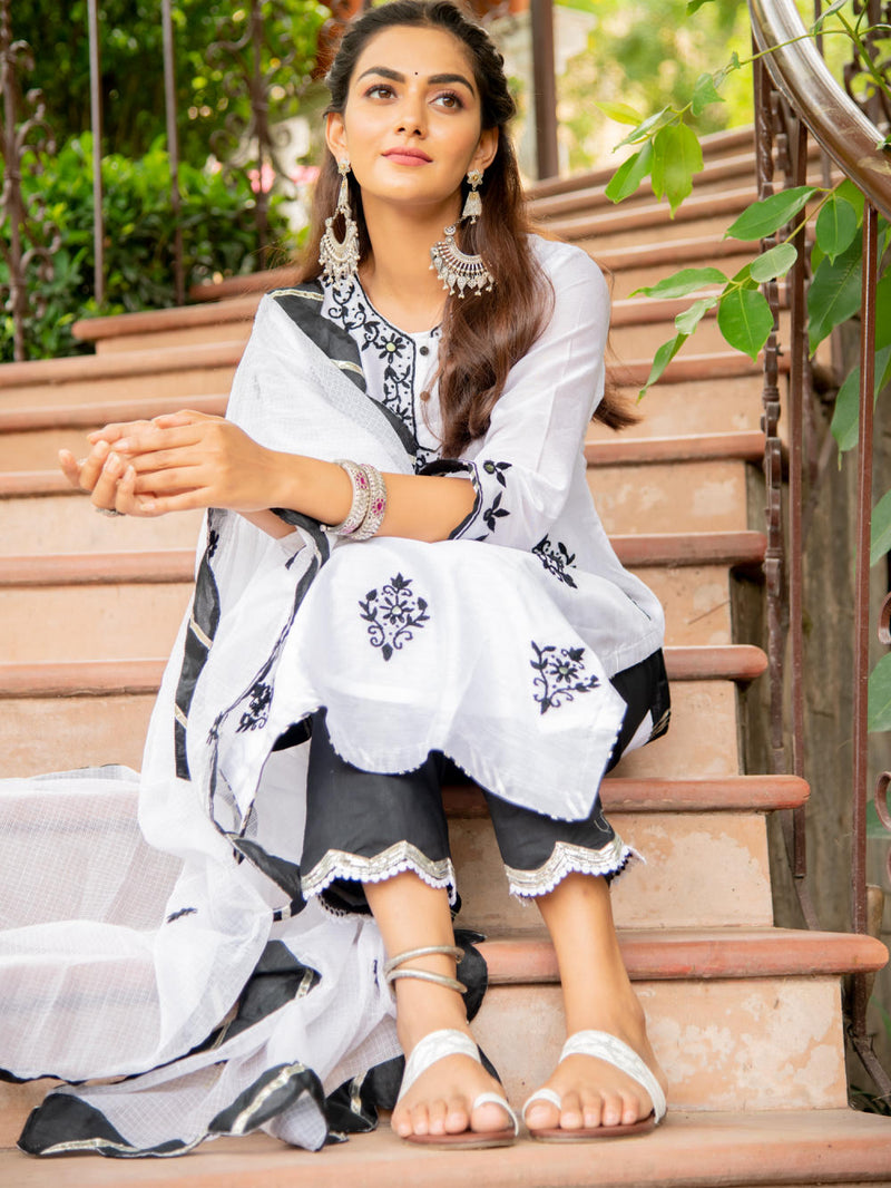 Noor - Shwet Kasida Mirror & Thread Work Set Noor - Shwet Kasida Mirror & Thread Work Salwar Suit Set by Maison Shefali by Maison Shefali for women in Singapore