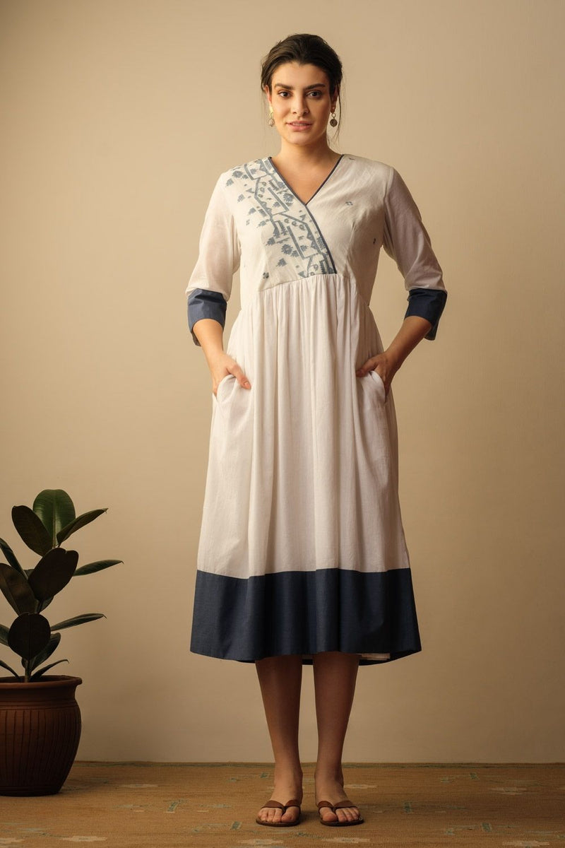 Peshwaz Jamdani Dress Ivory & Indigo Peshwaz Jamdani dress ivory & indigo by Mallika Mathur by Mallika Mathur for women in Singapore