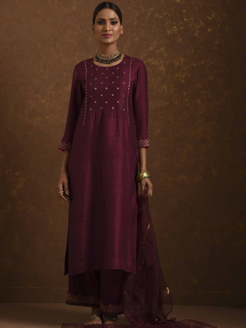 Ruhani Wine Kurta Set Fashion Canvas And Weaves 