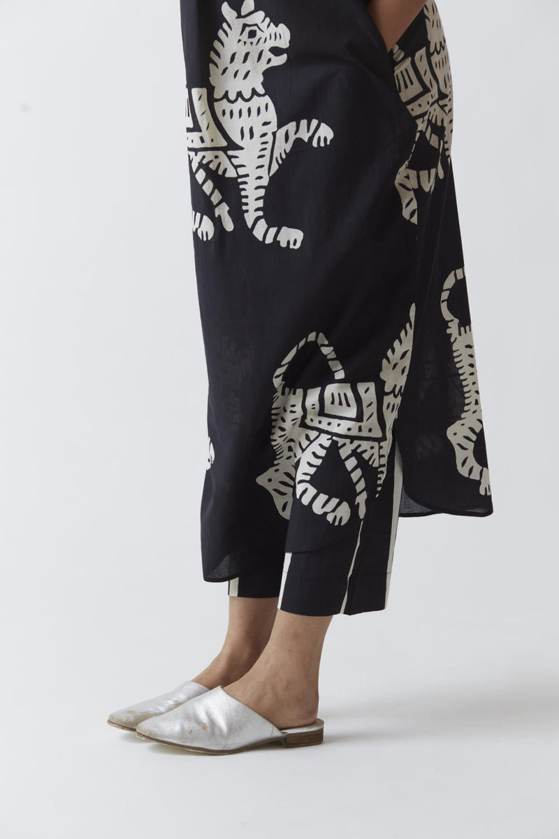 SHER KURTA SET (BLACK) Kurta Sets by Yam for women in Singapore