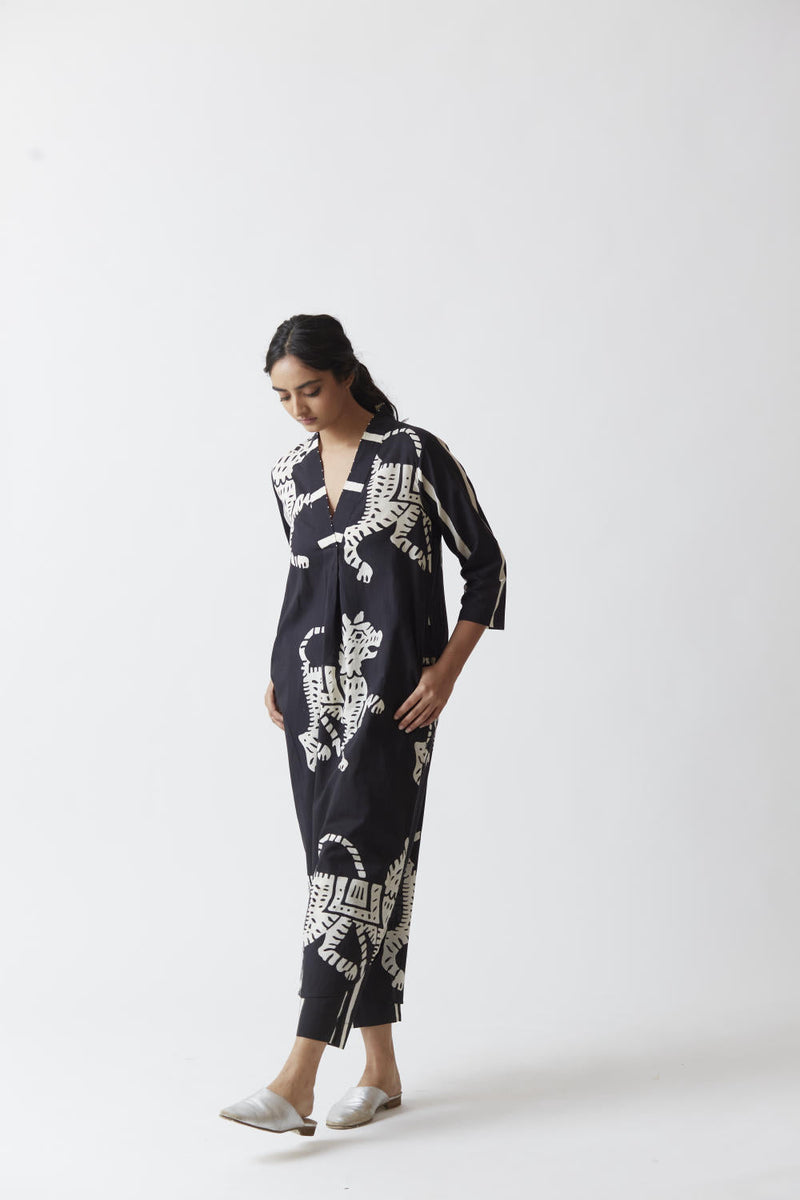 SHER KURTA SET (BLACK) Kurta Sets by Yam for women in Singapore