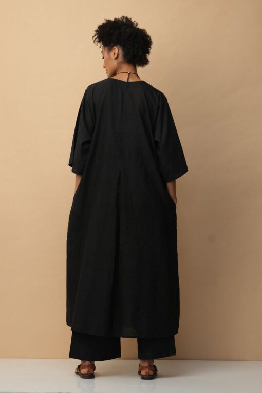 Tropical Leaf Applique Kaftan Black Tropical Leaf Applique Kaftan Black by Mallika Mathur by Mallika Mathur in black color for women in Singapore