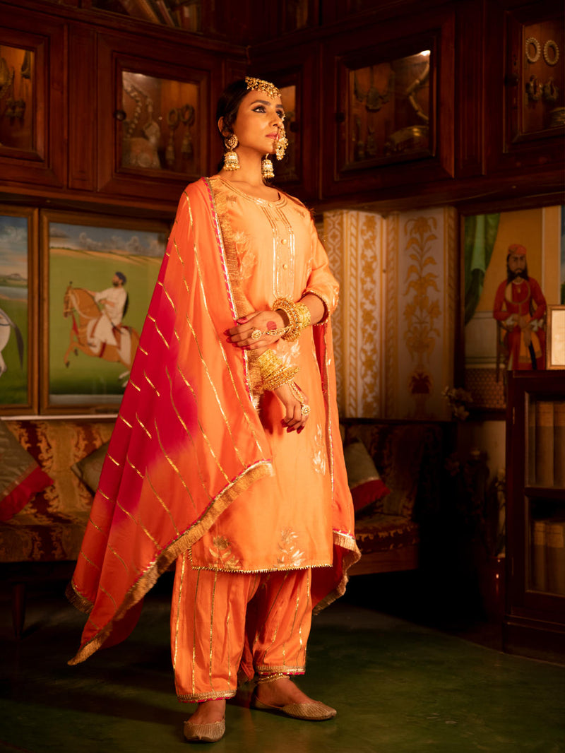 Ulfat Chanderi Silk Kurta Salwar Set Ulfat Chanderi Silk Kurta Salwar Set by Maison Shefali by Maison Shefali for women in Singapore