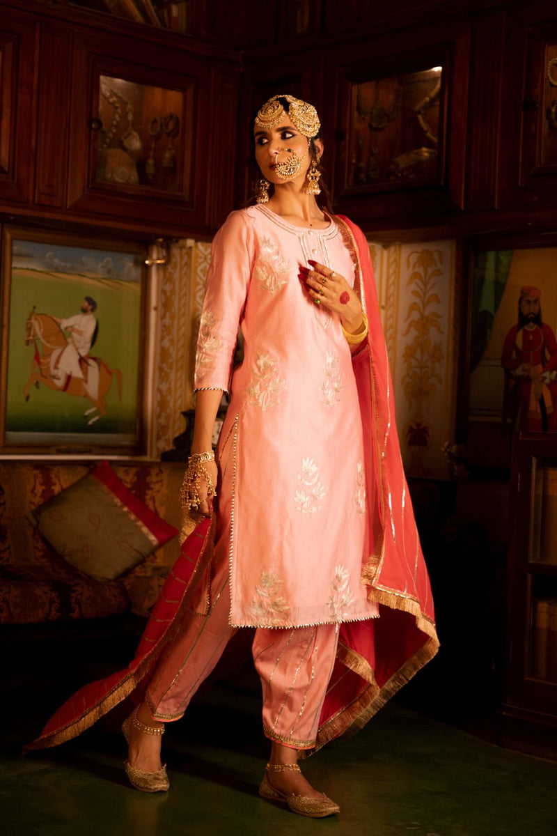 Ulfat - Gulaabi Chanderi Silk Kurta Salwar Set Ulfat - Gulaabi Chanderi Silk Kurta Salwar Set by Maison Shefali by Maison Shefali for women in Singapore