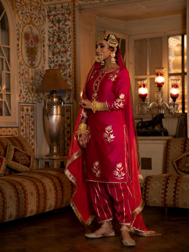 Ulfat- Surkh Chanderi Silk Kurta Salwar Set Ulfat- Surkh Chanderi Silk Kurta Salwar Set by Maison Shefali by Maison Shefali for women in Singapore