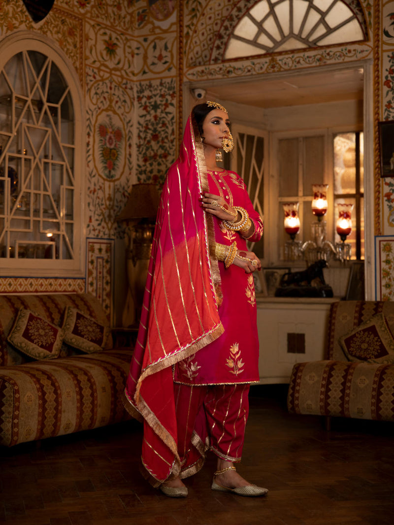 Ulfat- Surkh Chanderi Silk Kurta Salwar Set Ulfat- Surkh Chanderi Silk Kurta Salwar Set by Maison Shefali by Maison Shefali for women in Singapore