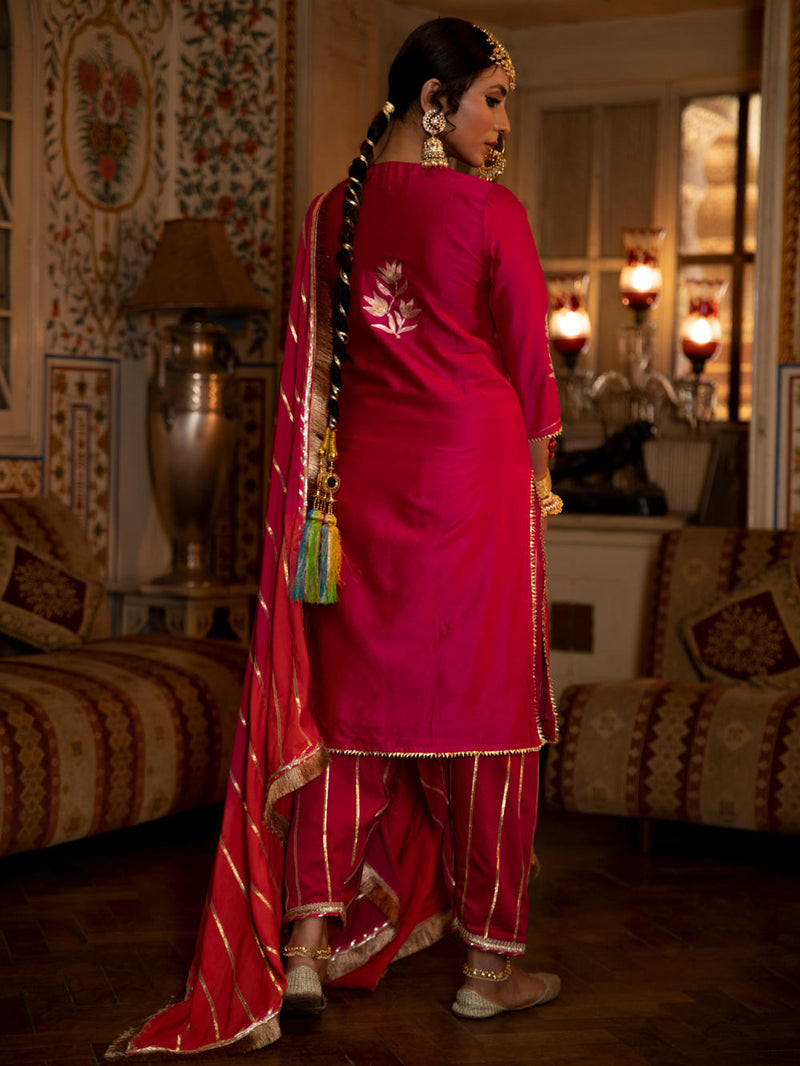 Ulfat- Surkh Chanderi Silk Kurta Salwar Set Ulfat- Surkh Chanderi Silk Kurta Salwar Set by Maison Shefali by Maison Shefali for women in Singapore