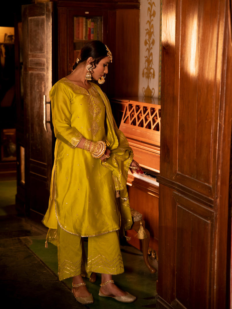 Zara - Panna Chanderi Silk Kurta Pant Set Zara - Panna Chanderi Silk Kurta Pant Set by Maison Shefali by Maison Shefali for women in Singapore